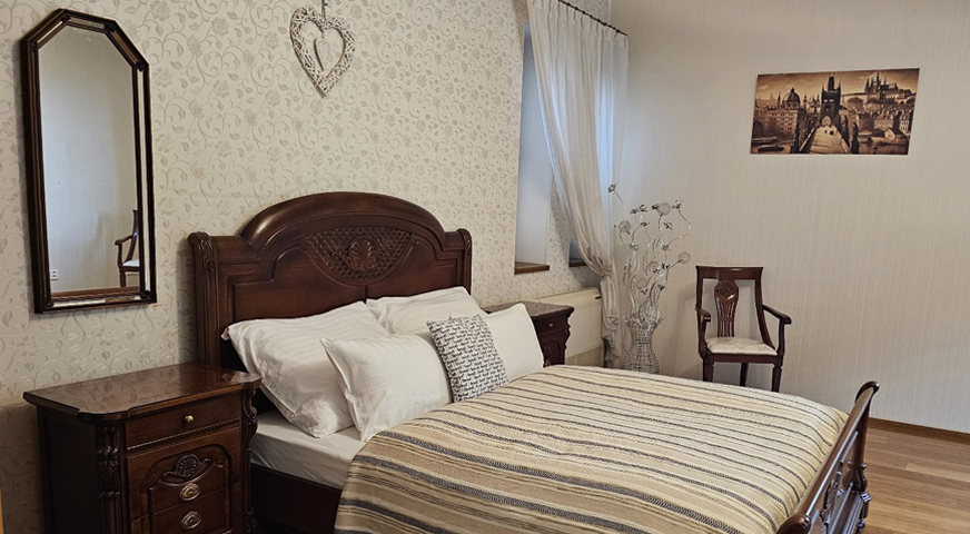 Pokoj Karlův most vila Praha Braník